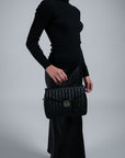 MARLY | Umhängetasche classic schwarz/silber on body