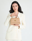 ROMONT | Umhängetasche cappuccino beige/gold - on body