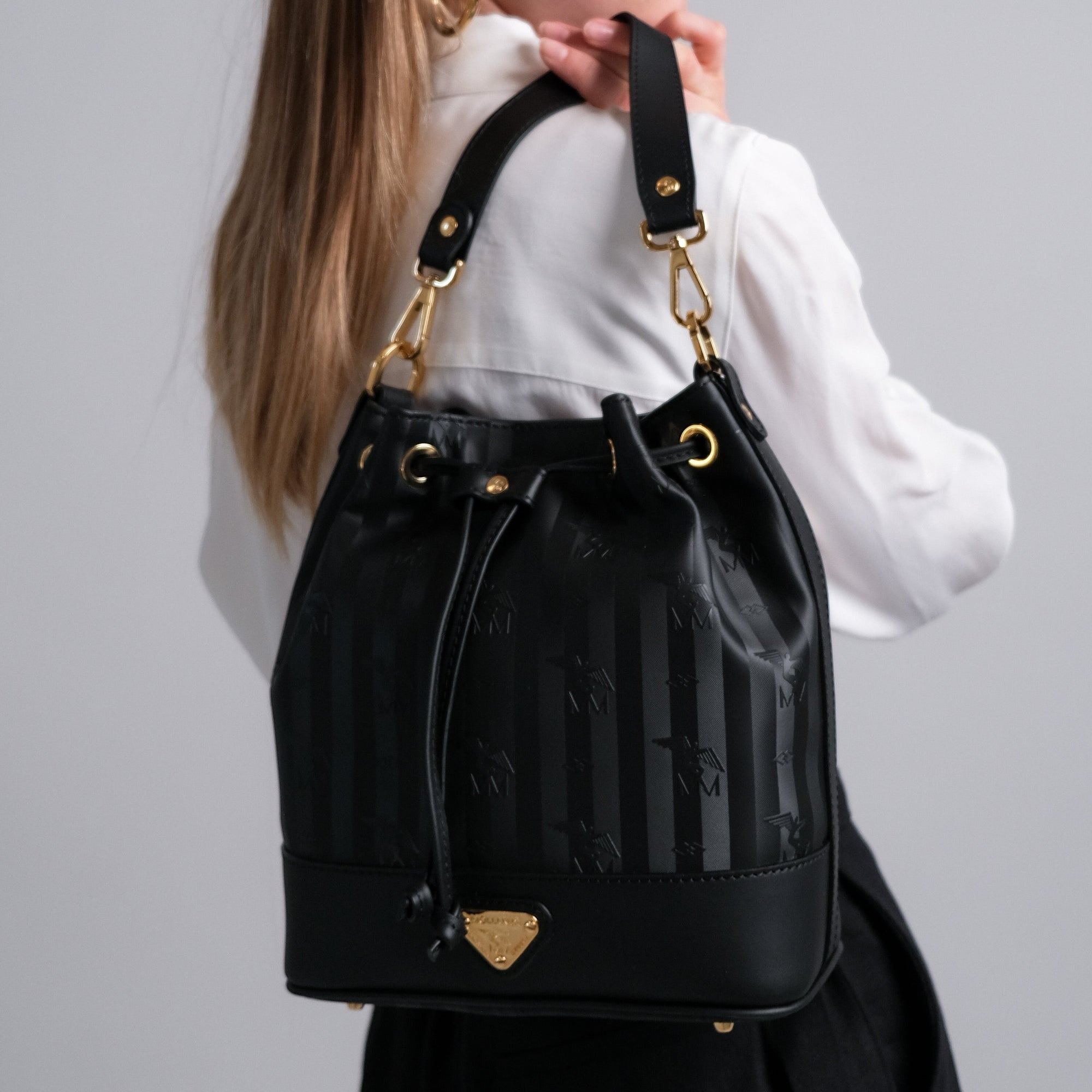 SION | Beuteltasche classic schwarz/gold