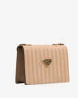MELIDE | Umhängetasche cappuccino beige/gold - seitlich