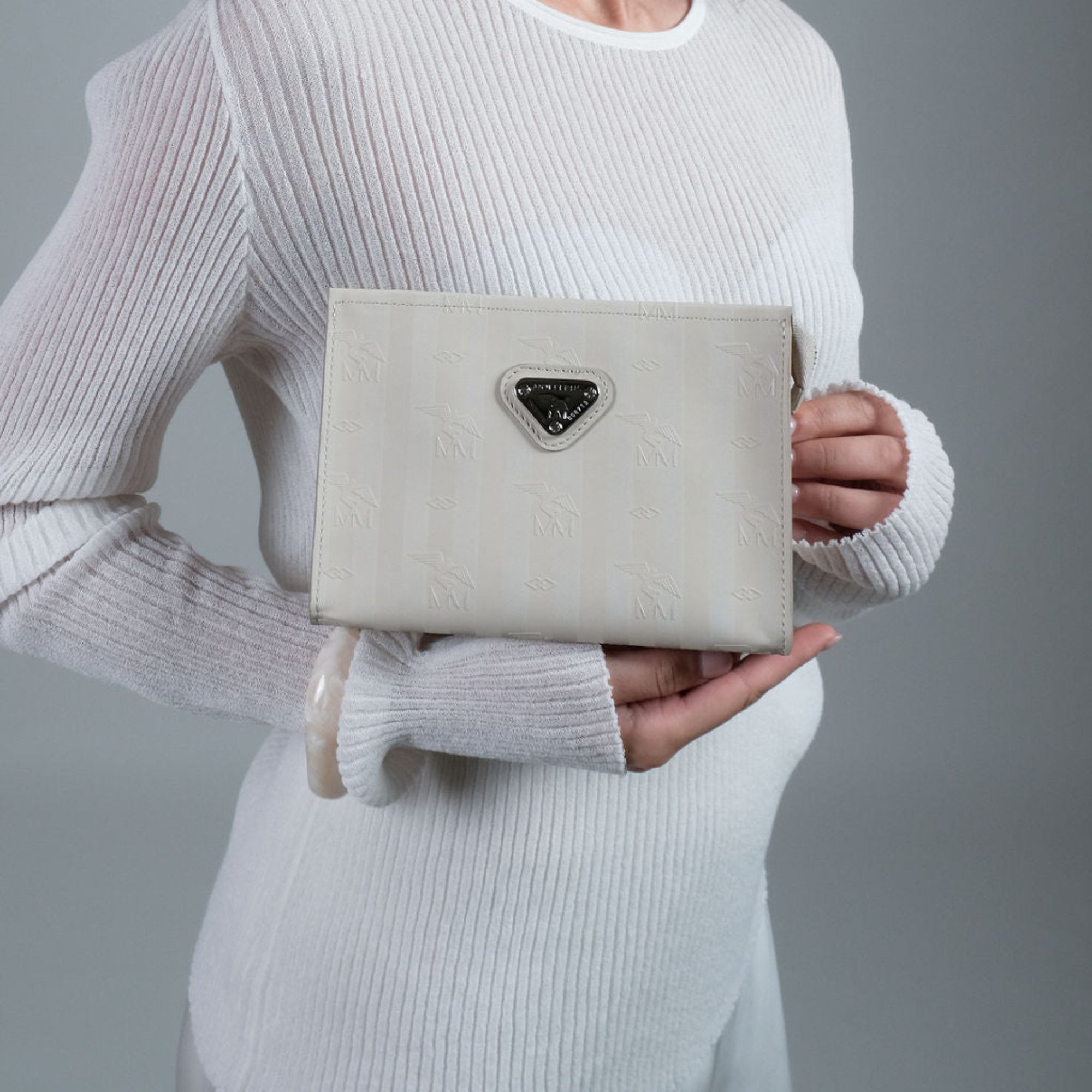 BASODINO | Trousse de toilette perle/argent