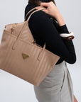 BERN | Shopper cappuccino beige/gold on body