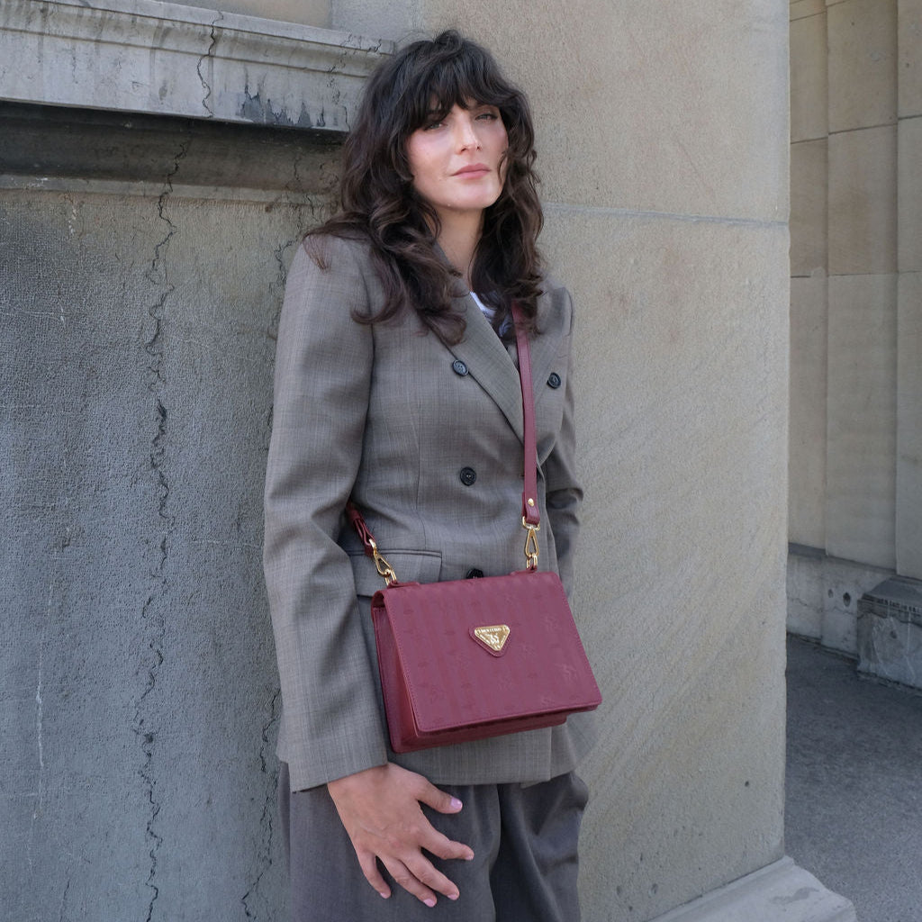 MELIDE | Shoulder bag antique red/gold