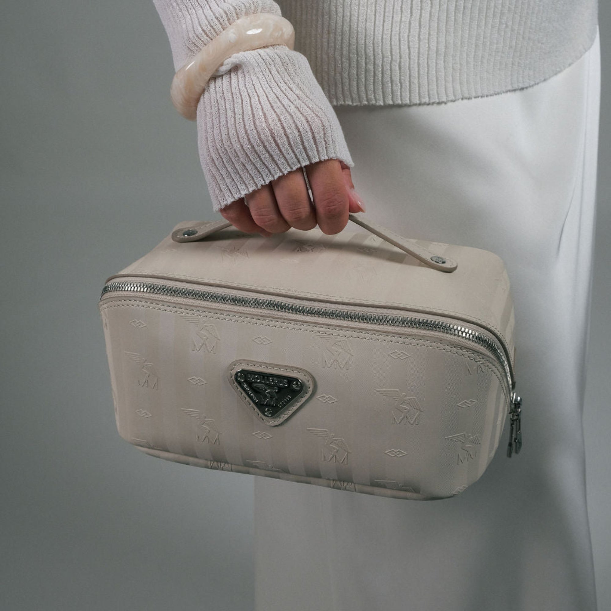 SERVAZ | Trousse de toilette perle/argent
