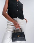 ROMONT | Umhängetasche classic schwarz/gold ON BODY