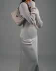 MOIRY | Schultertasche pearl/silber on body