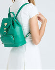 BRUGG | Rucksack Stampato mint grün/gold – getragen