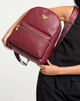 GLARUS | Rucksack Kalbsleder antik rot/gold - on body