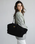 ANDERMATT | Schultertasche Wildleder classic schwarz/gold - close up