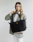 INTERLAKEN | Shopper Nylon classic schwarz/gold - close up