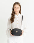 ORVIN | Umhängetasche classic schwarz/gold - ON BODY