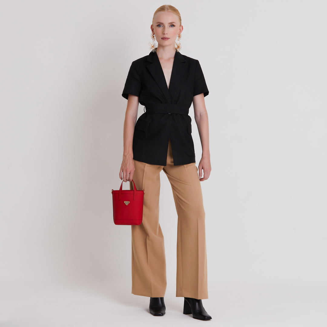 POMY | Shopper in pelle di mela/rosso/oro - indossato