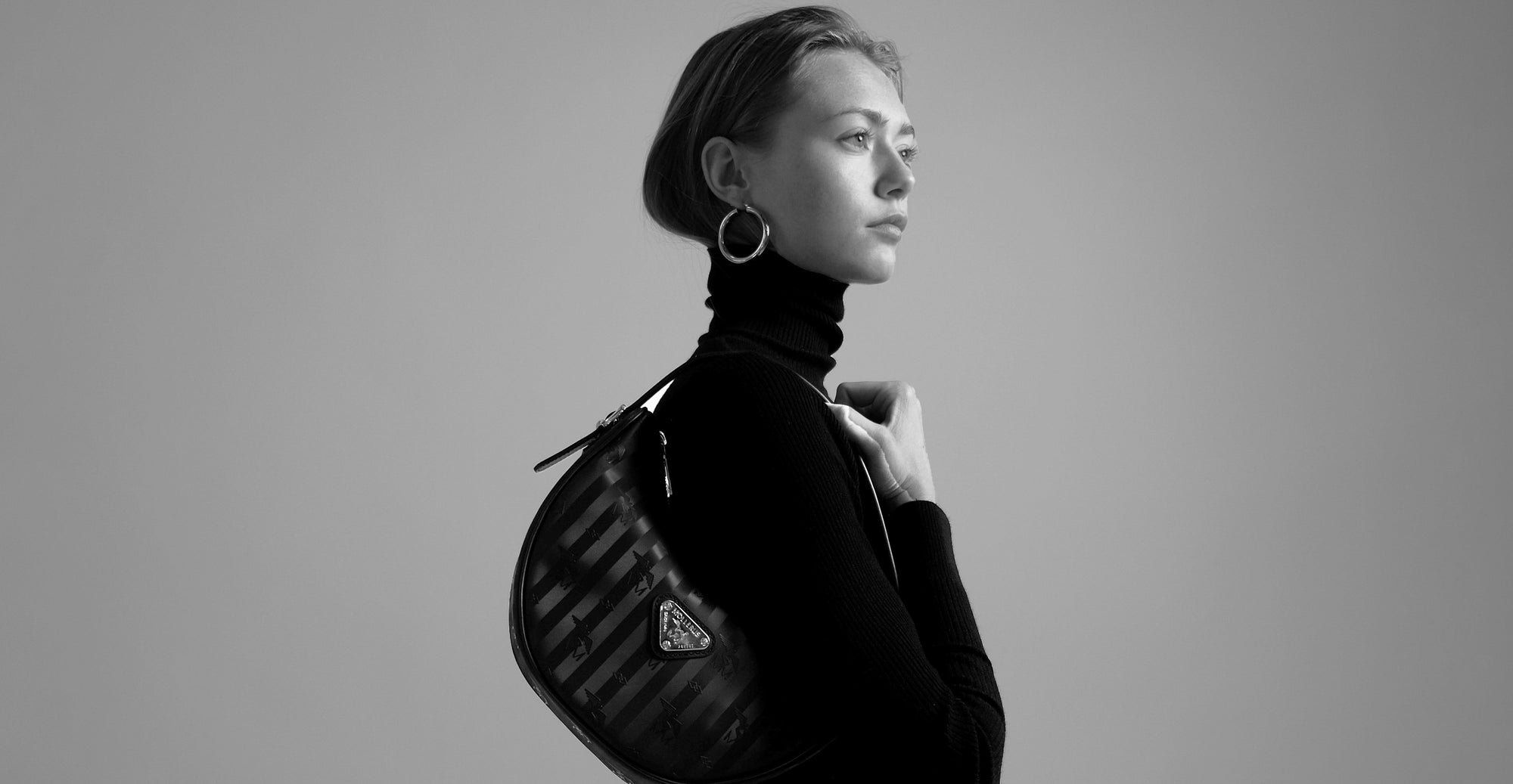 Modelli in classico nero