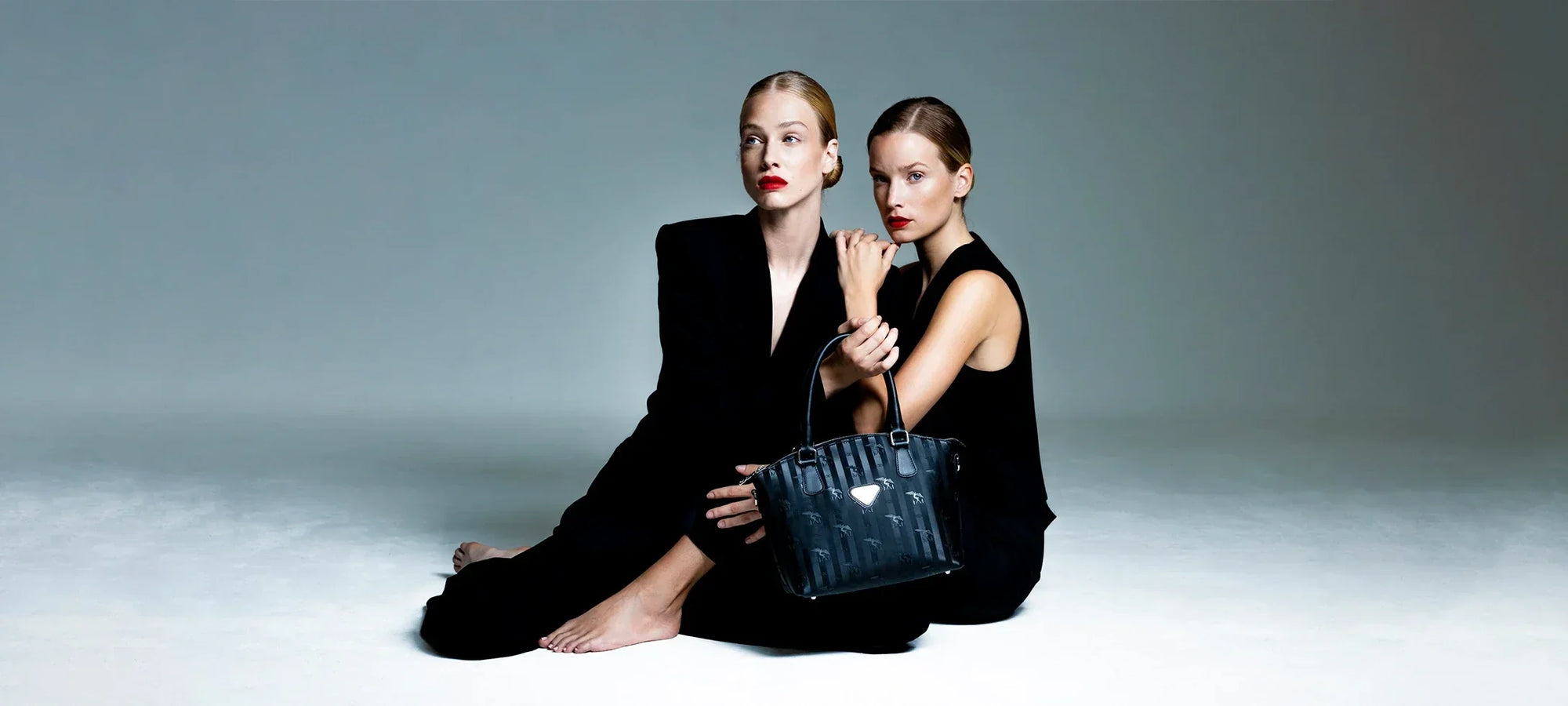 KOLLEKTION IN VINERUS SCHWARZ/GOLD