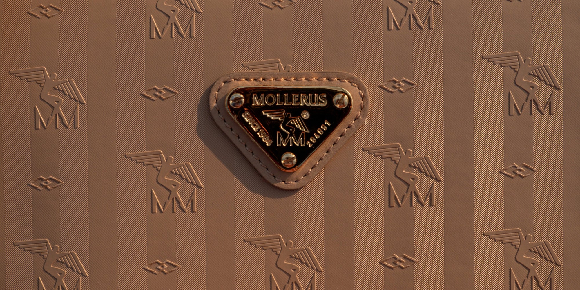 Vinerus Cappuccino Beige Gold