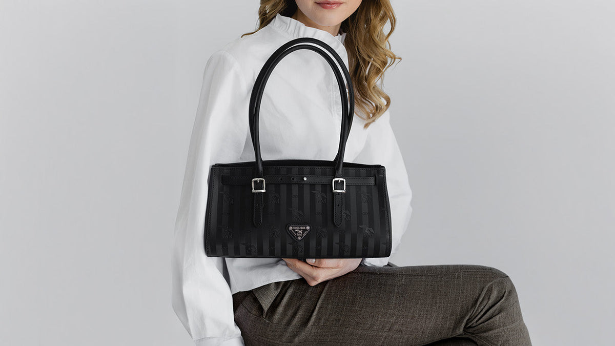 Models mit Tasche Schwarz/Silber