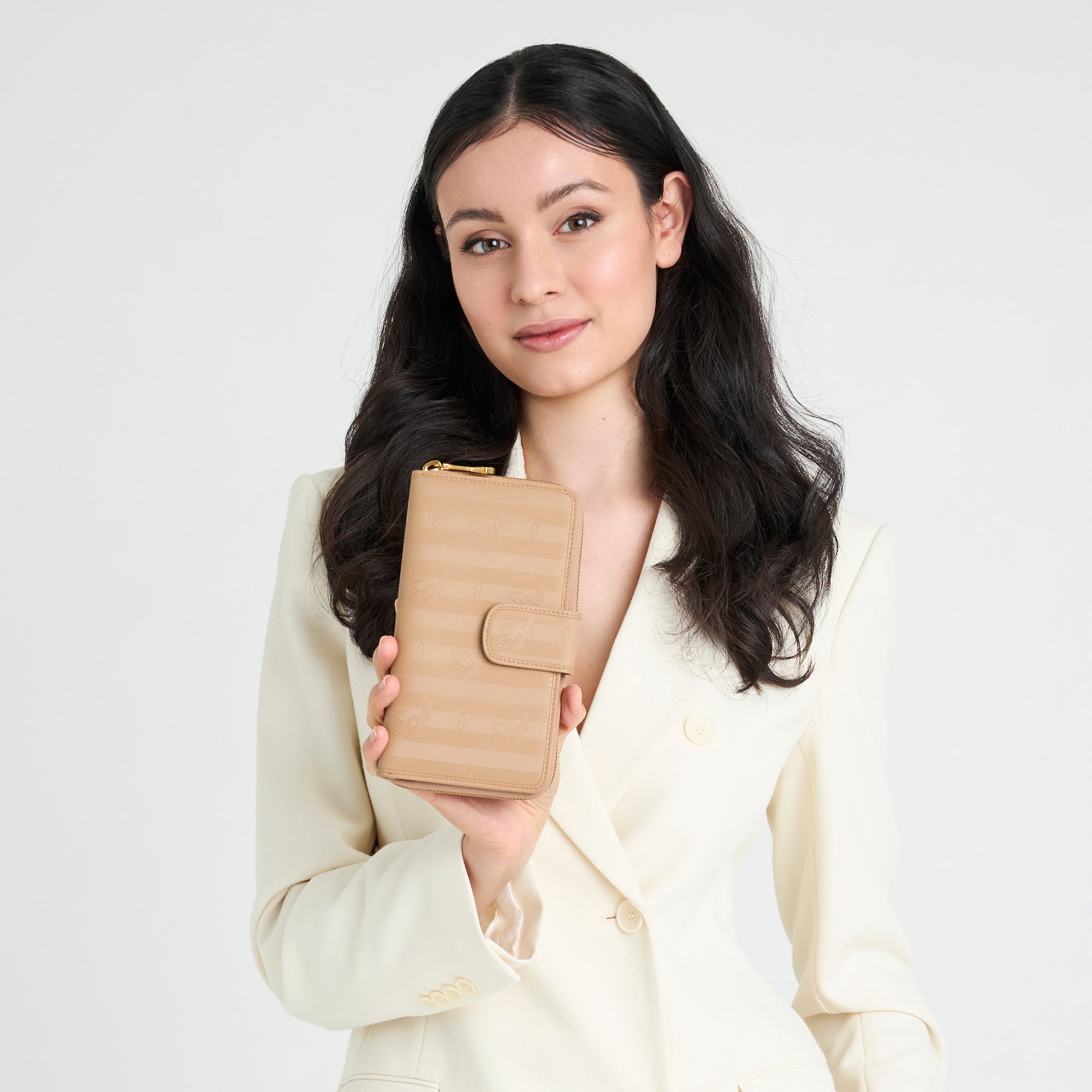 MATTERHORN | Portemonnaie cappuccino beige/gold - full body