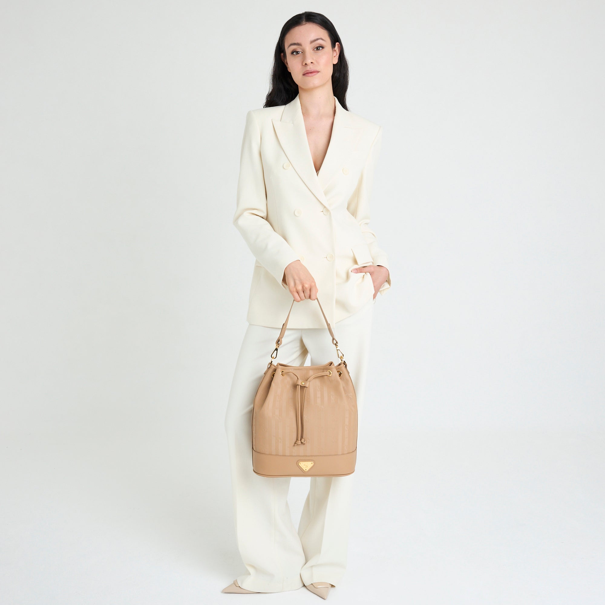NIESEN | Beuteltasche cappuccino beige/gold - full body