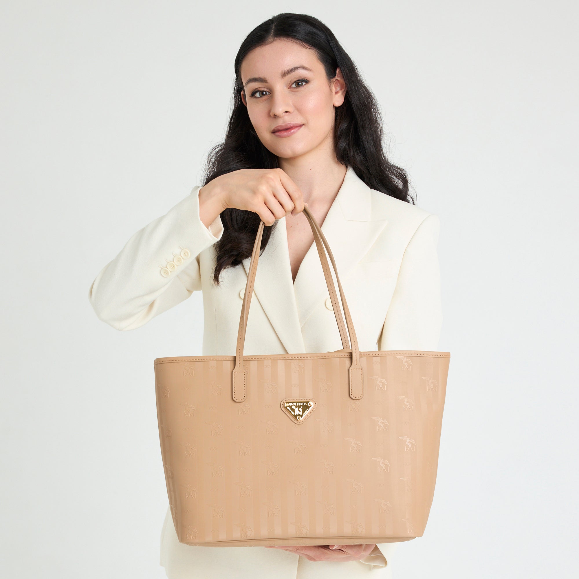 BERN | Shopper cappuccino beige/gold - on body