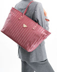 WINTERTHUR | Shopper with zipper antique red/gold