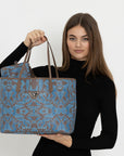 BERN | Shopper Maze braun blau/silber - on body