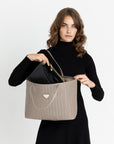 KLOPPINGEN | Necessaire classic schwarz/gold - on body