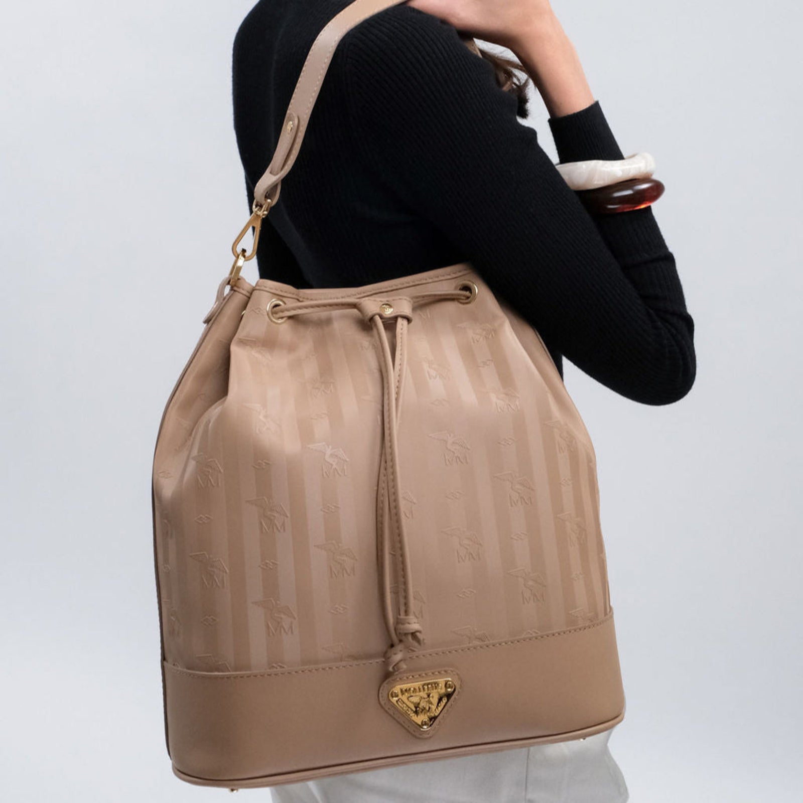 NIESEN | Beuteltasche cappuccino/gold - frontal