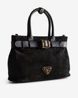 WITTNAU | Handtasche Wildleder classic schwarz/gold - leicht seitlich