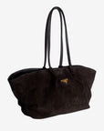 ANDERMATT | Schultertasche Wildleder classic schwarz/gold - hängend seite