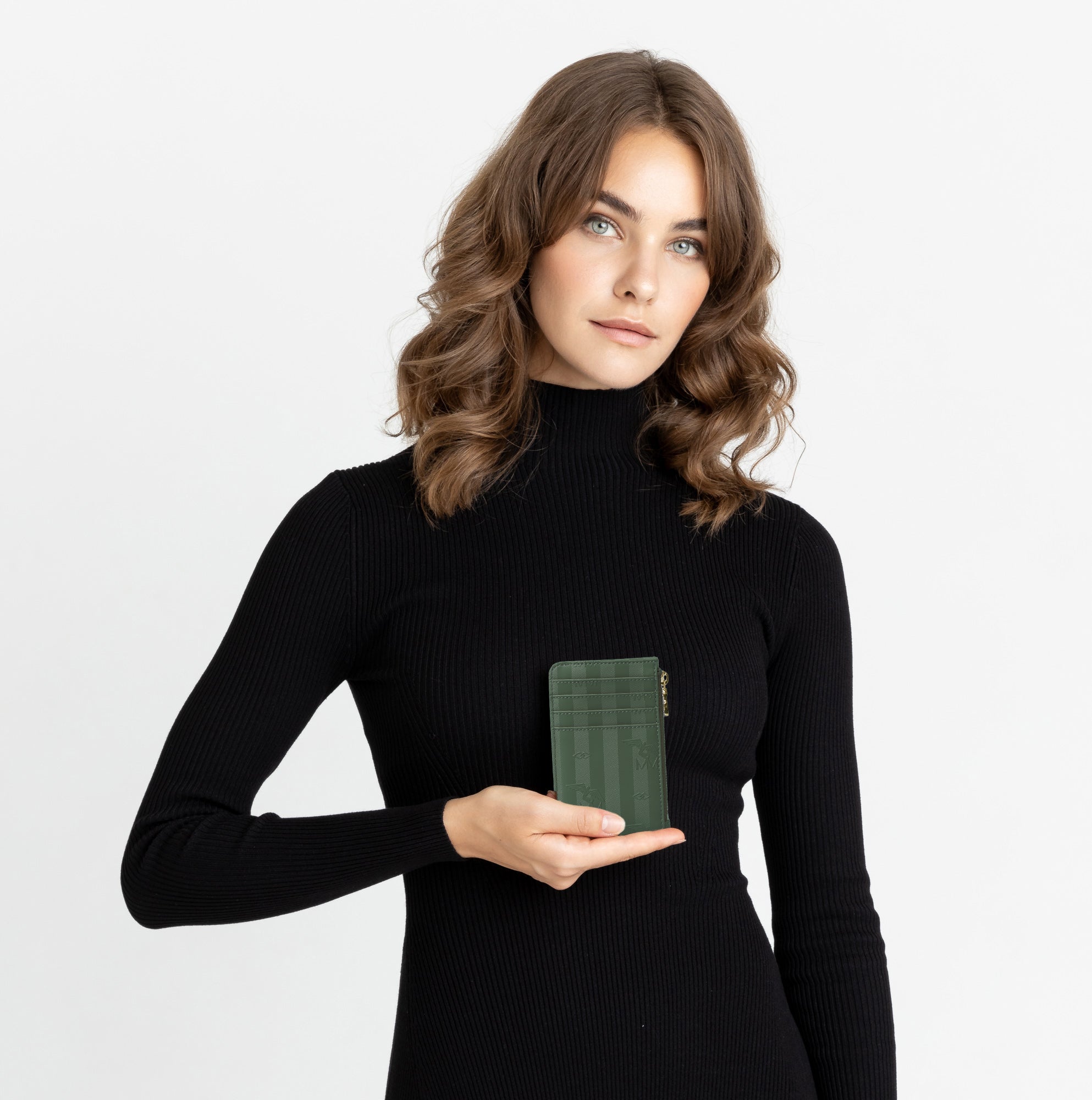 GY | Kreditkartenetui olive grün/gold - on body 