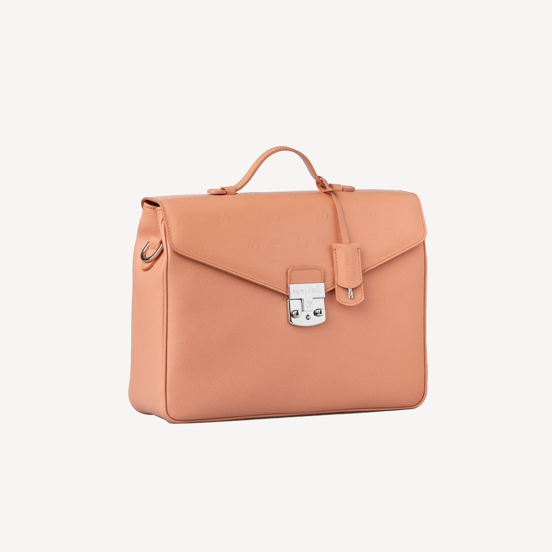 AVRY | Umhängetasche peach rosé/silber  - seitlich