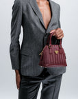 OETWIL | Handtasche antique rot/gold - ON BODY