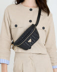 GRINDELWALD | Bauchtasche classic schwarz/gold - ON BODY