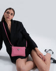 TAMINS | Umhängetasche bubble pink/silber - on body