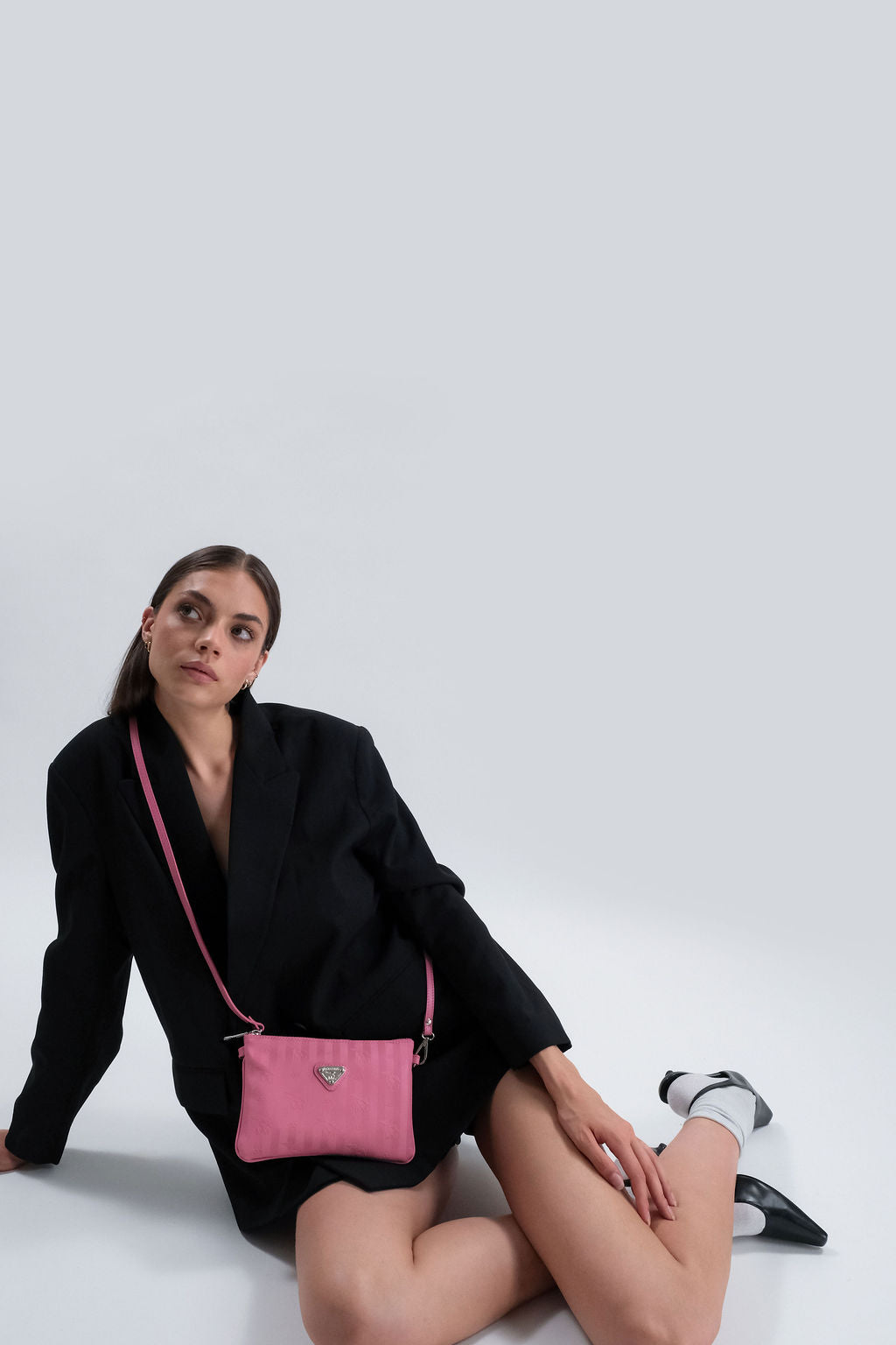 TAMINS | Umhängetasche bubble pink/silber - on body