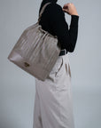 NIESEN | Beuteltasche taupe/gold
