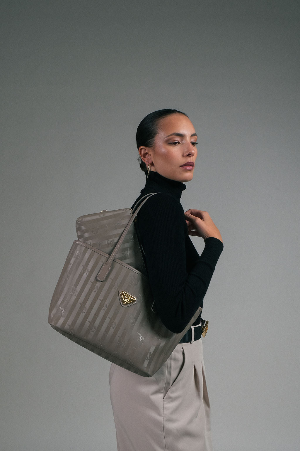 GENF | Shopper taupe grau/gold - frontal