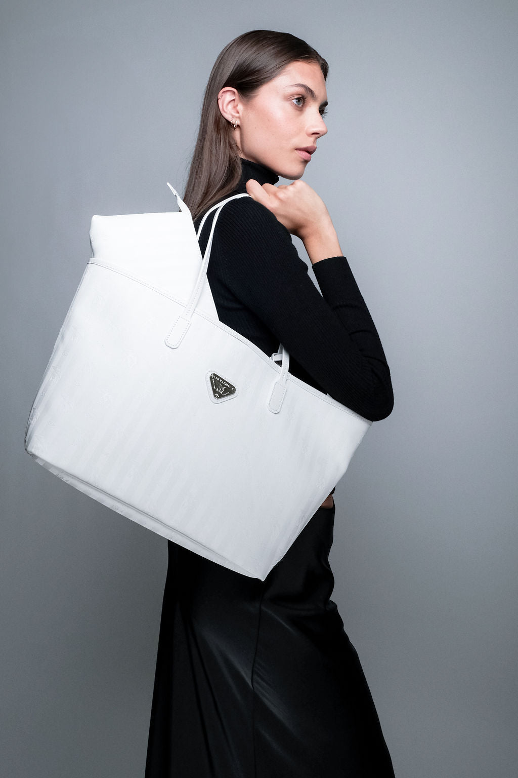 BERN | Shopper snow weiss/silber - frontal
