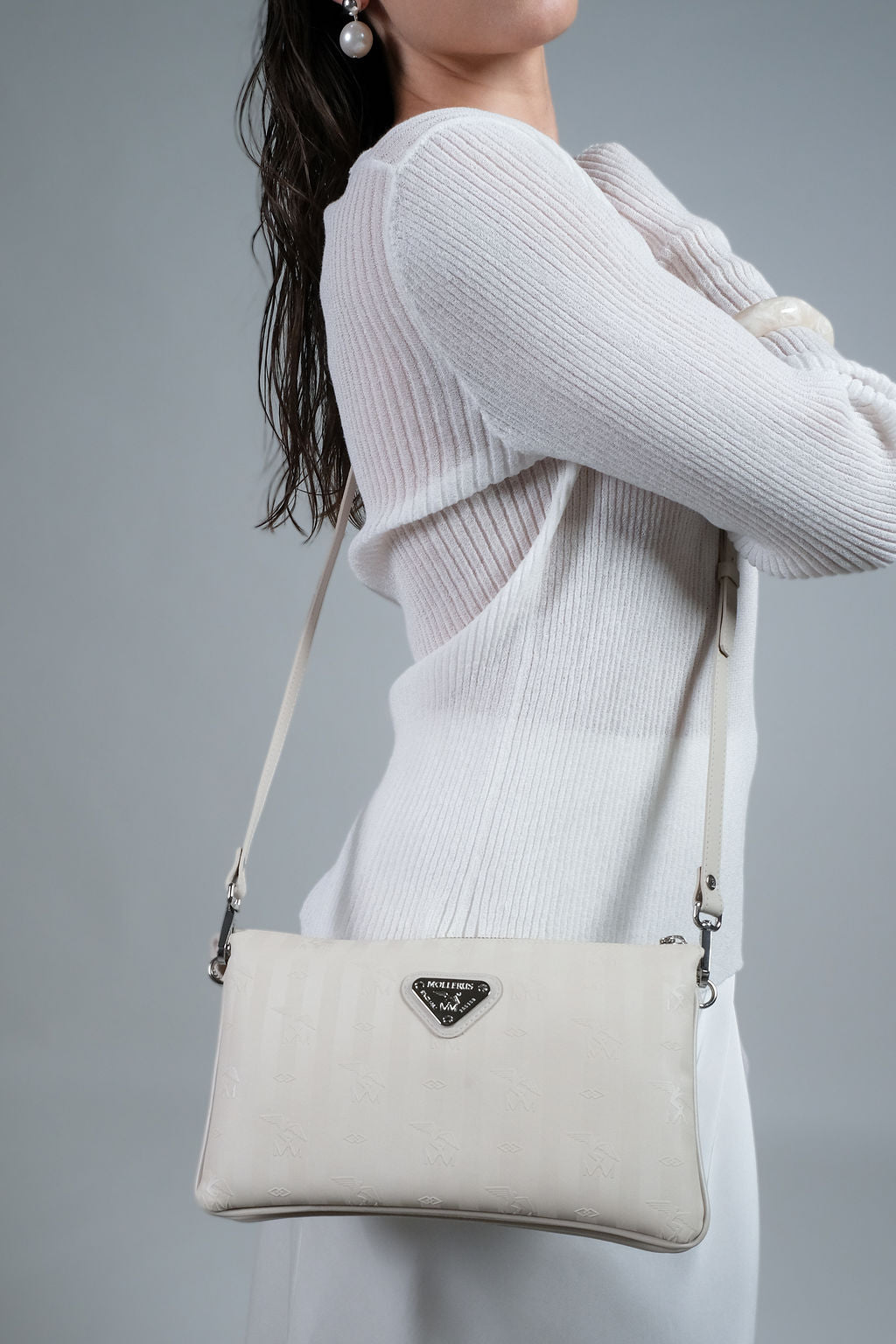 GLAND | Umhängetasche pearl weiss/silber - frontal