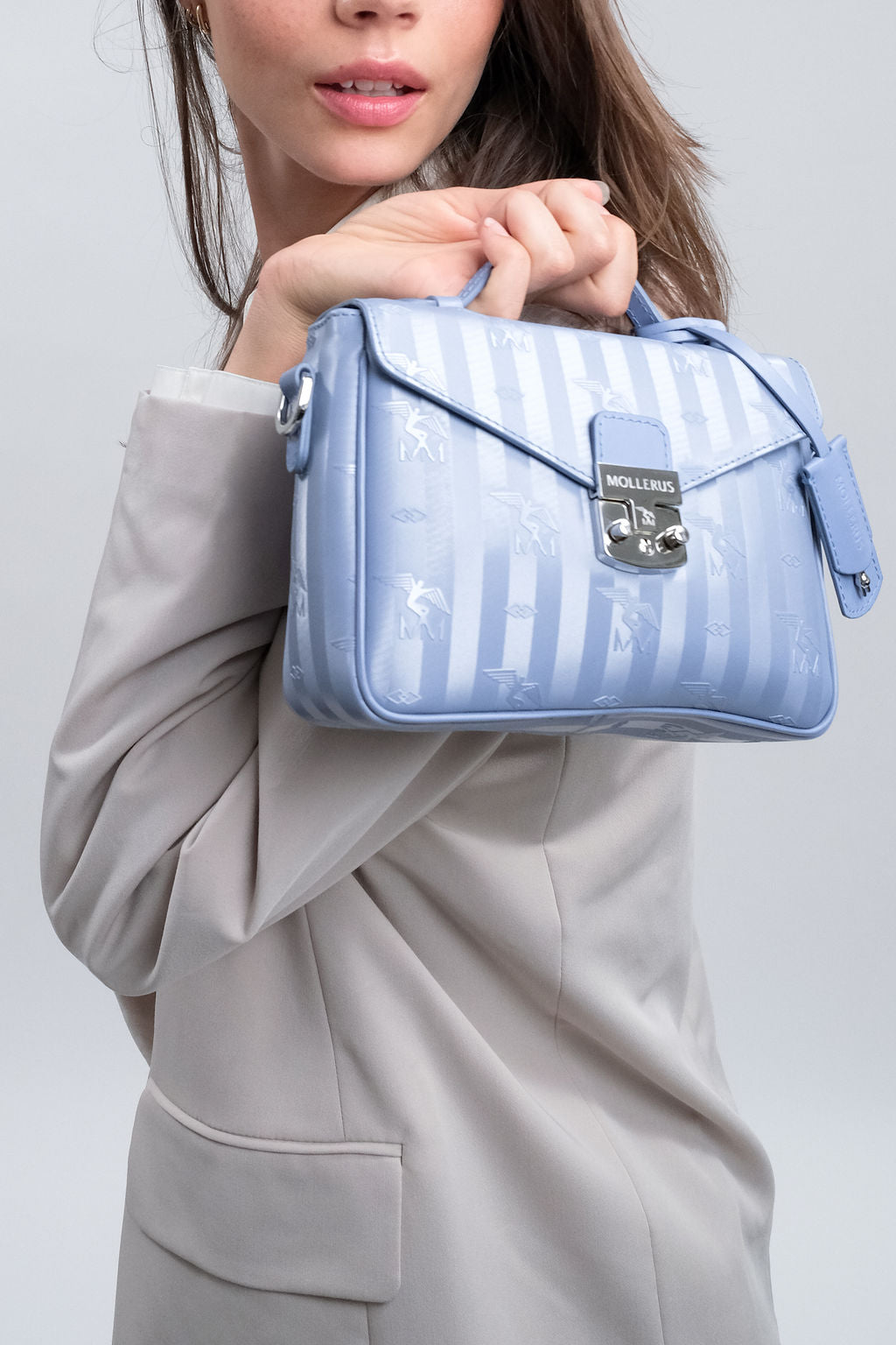MARLY | Umhängetasche metallic silber/sky - onbody