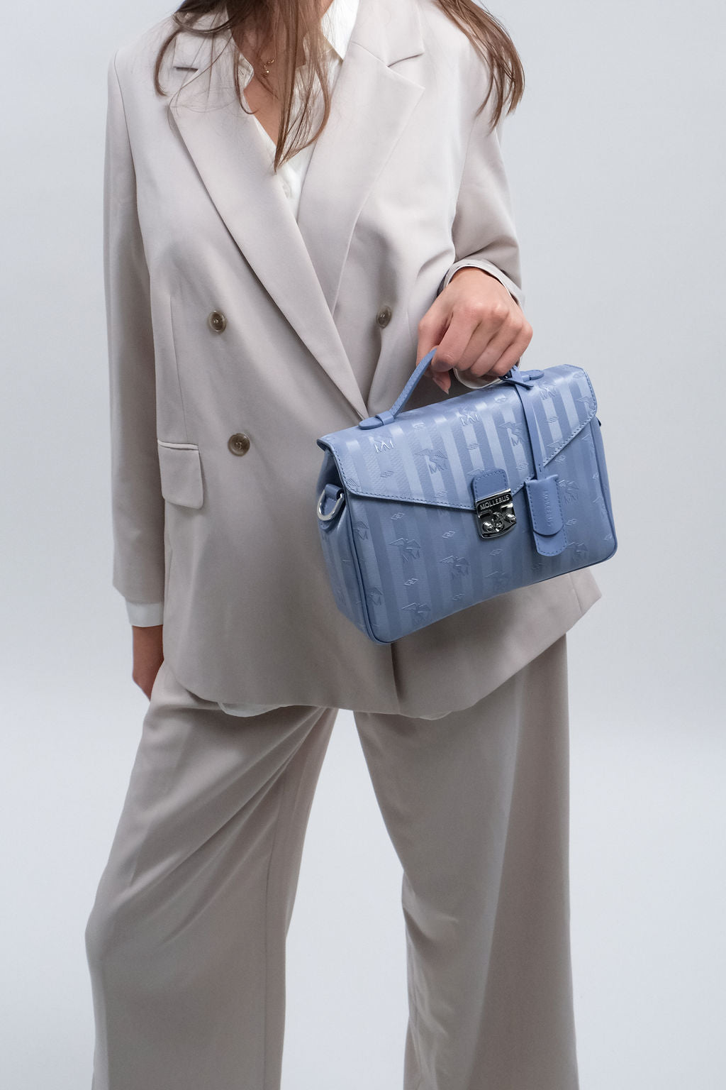 MARLY | Umhängetasche metallic silber/sky - onbody