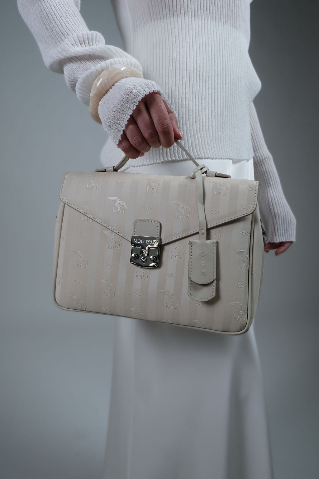 MARLY | Umhängetasche pearl weiss/silber