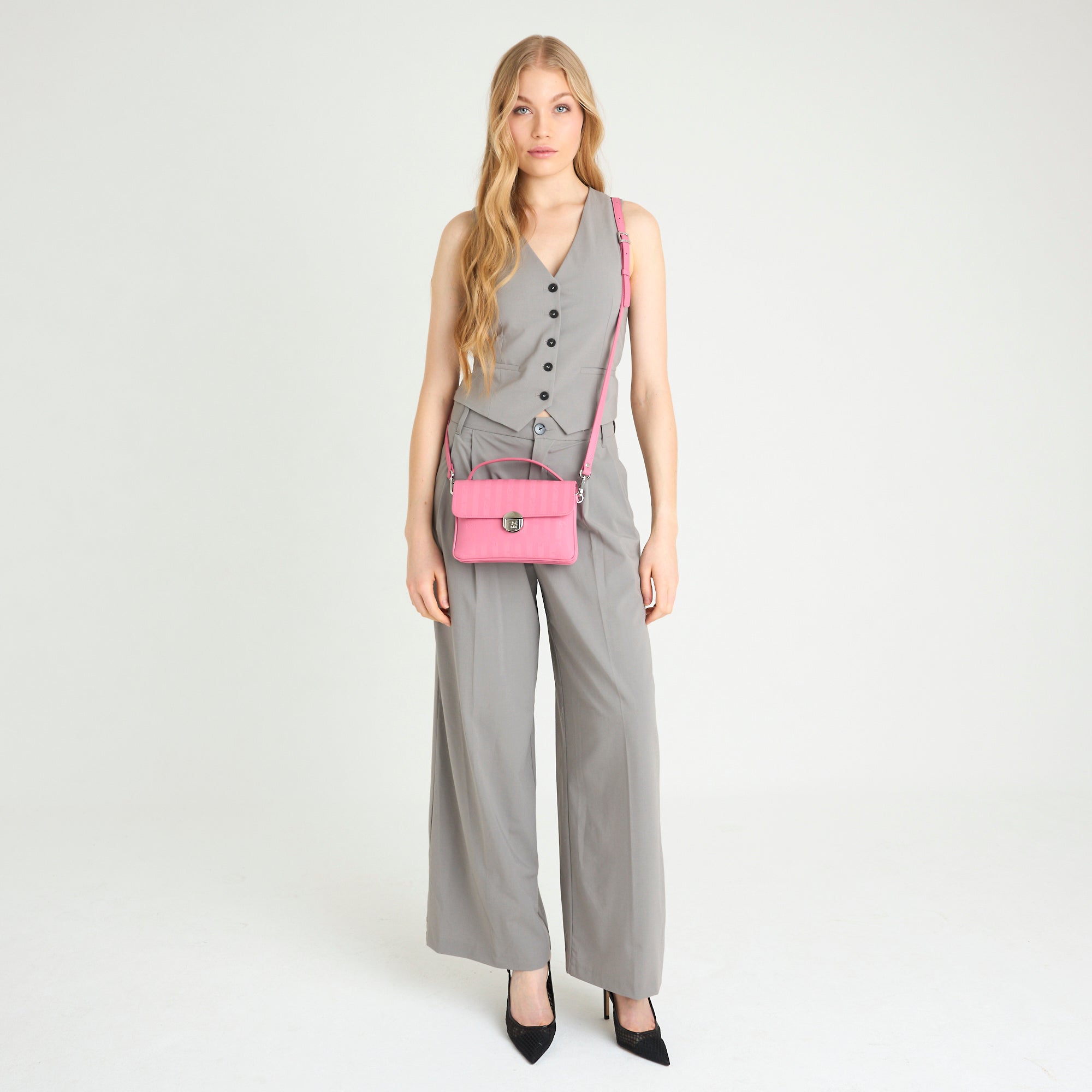 SIGNAU | Umhängetasche bubble pink/silber - full body