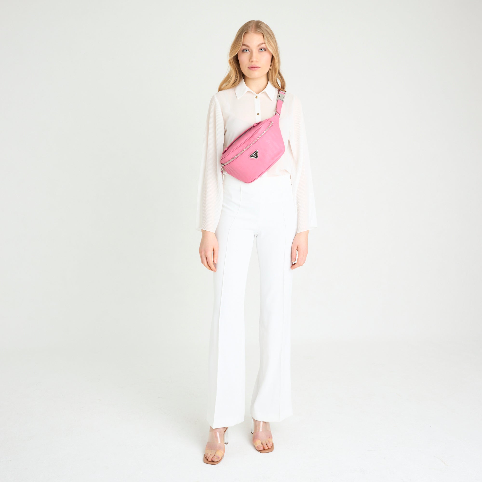 BRIENZ | Gürteltasche bubble pink/silber - full body