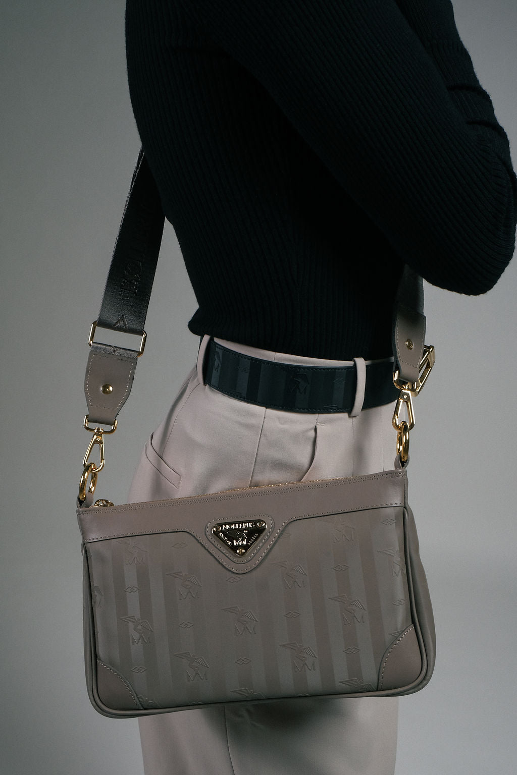 FLUMS | Crossover taupe grey/gold