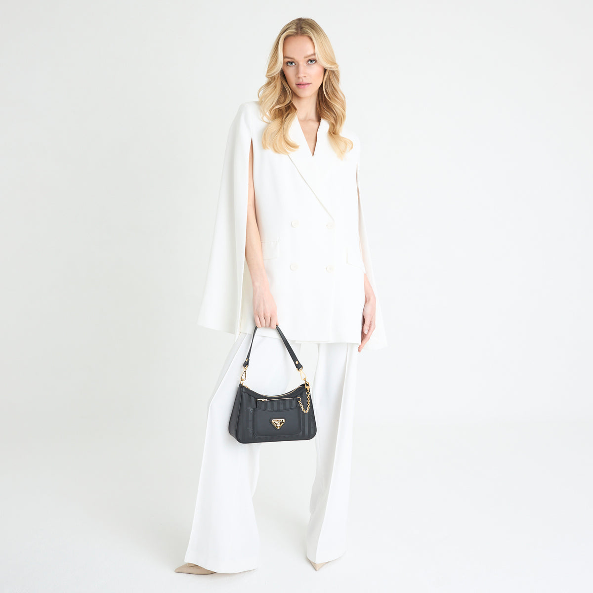 CASTIEL | Schultertasche classic schwarz/gold - full body