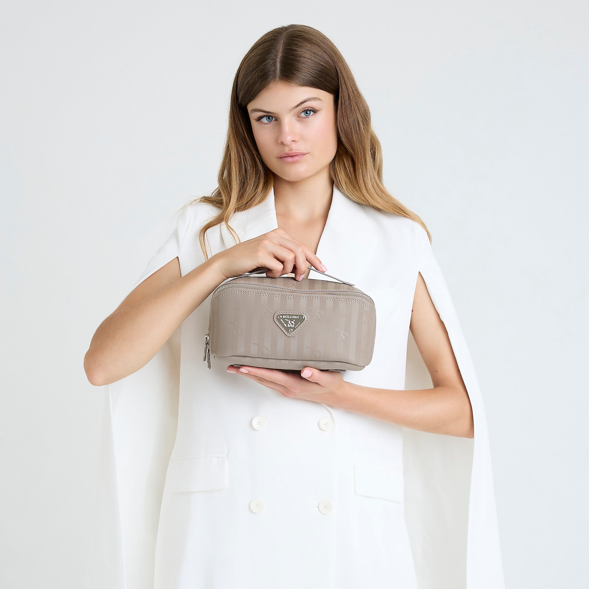 SERVAZ | Necessaire taupe grau/silber - FRONTAL