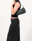 MOIRY | Schultertasche classic schwarz/silber - ONBODY
