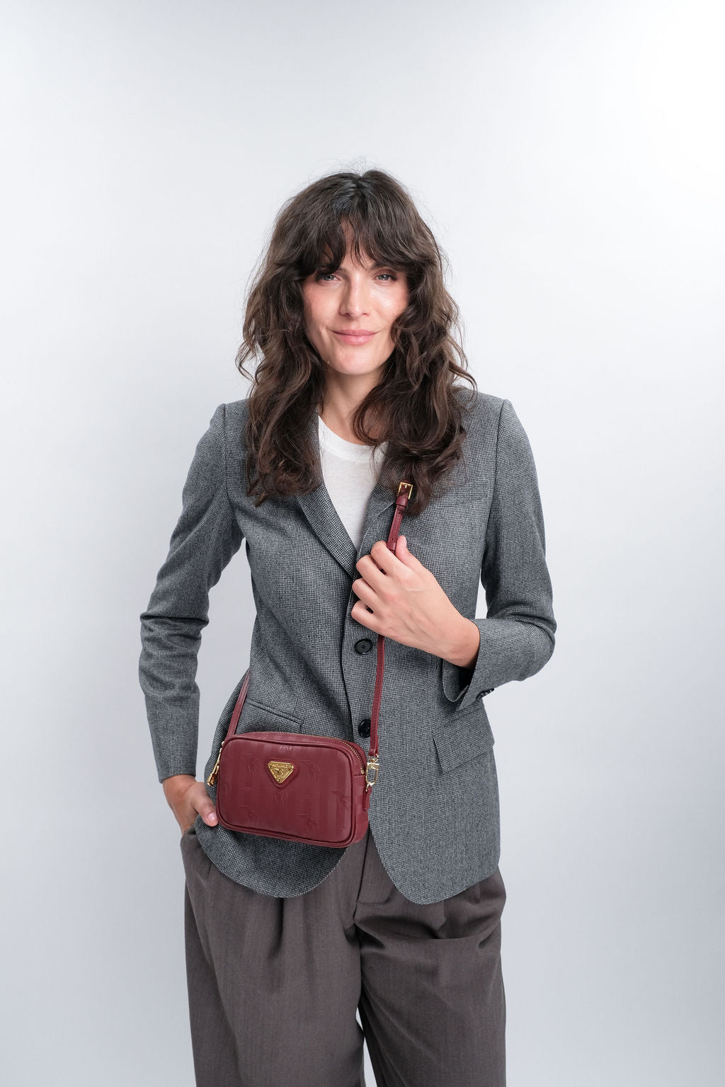 RIVAZ | Shoulder bag antique red/gold