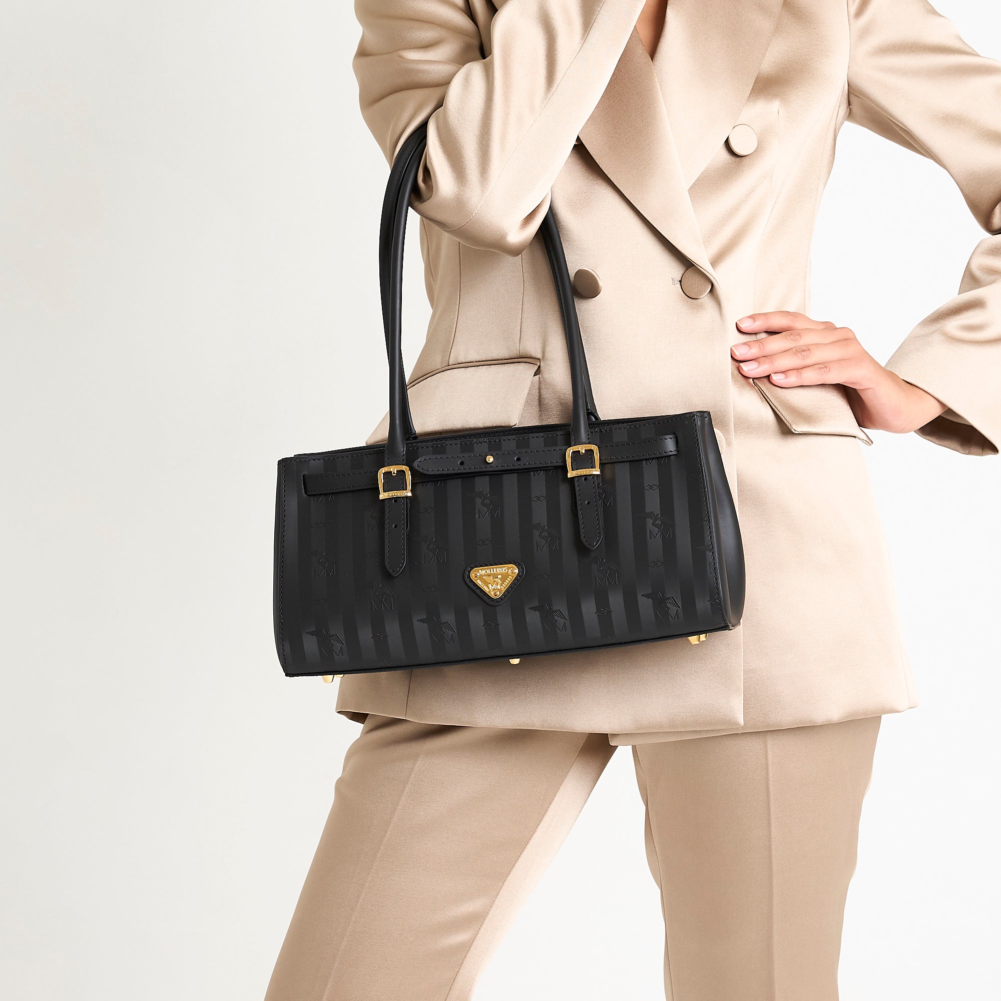 RUE | Schultertasche classic schwarz/gold - detail